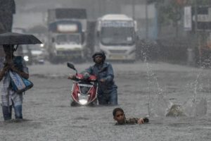 आइतबार भारी वर्षाको सम्भावना